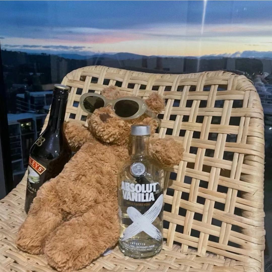 究究