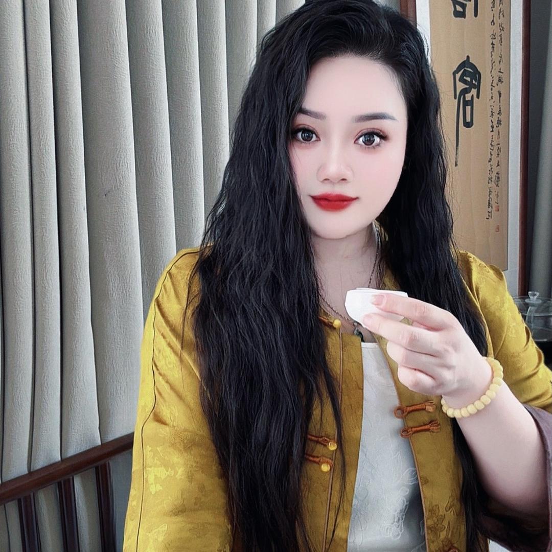 邓州市龙硕装饰有限公司