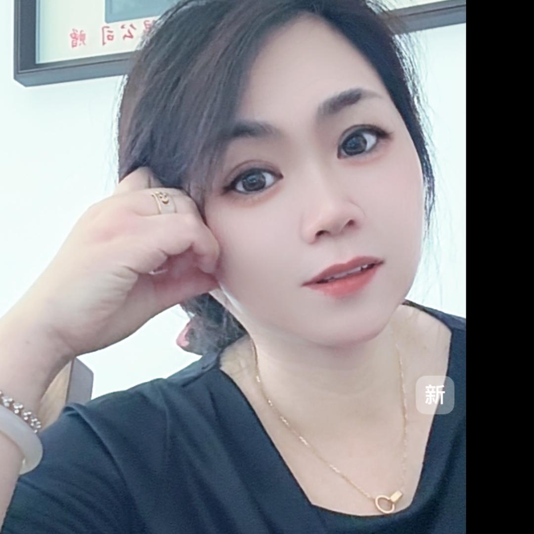 上海法拉利小姐姐，不定时开播巜厨窗有物》
