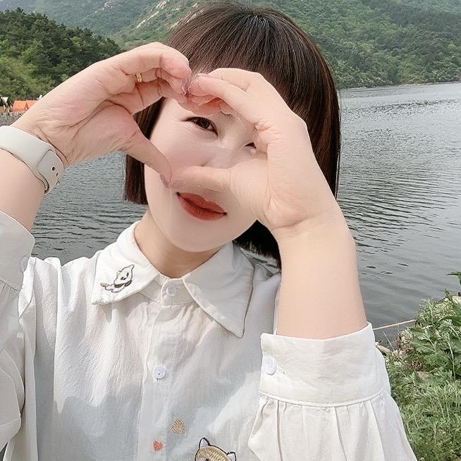 @ 是 小 阿 玲  丫