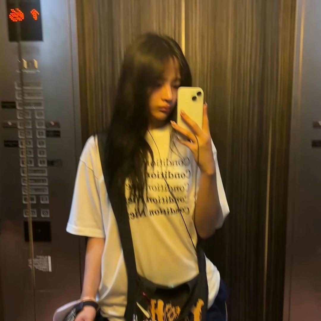 711