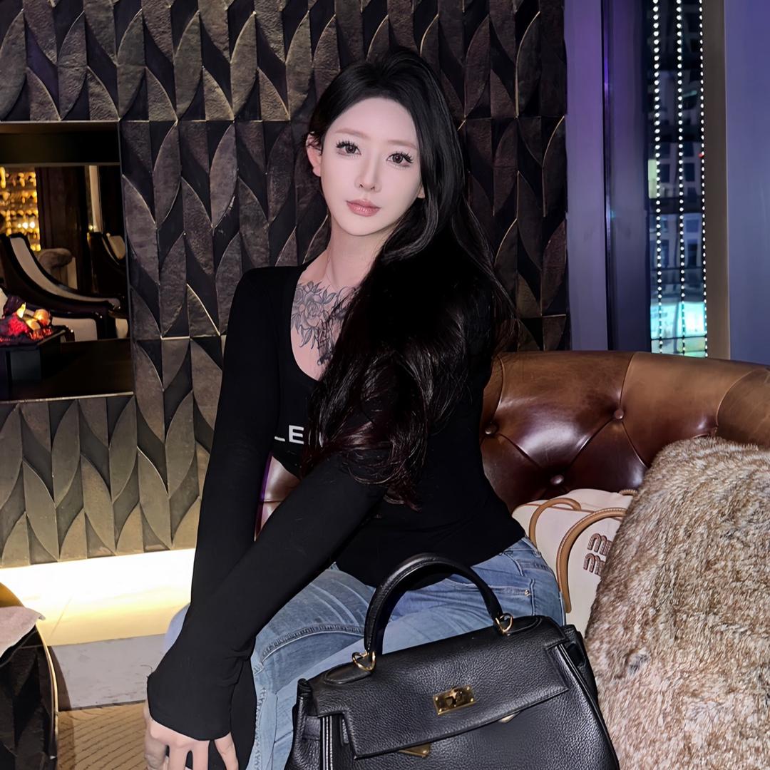 孙静雯angel