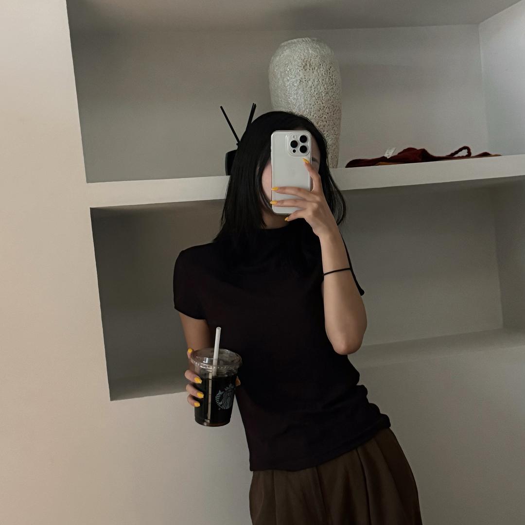 柒月