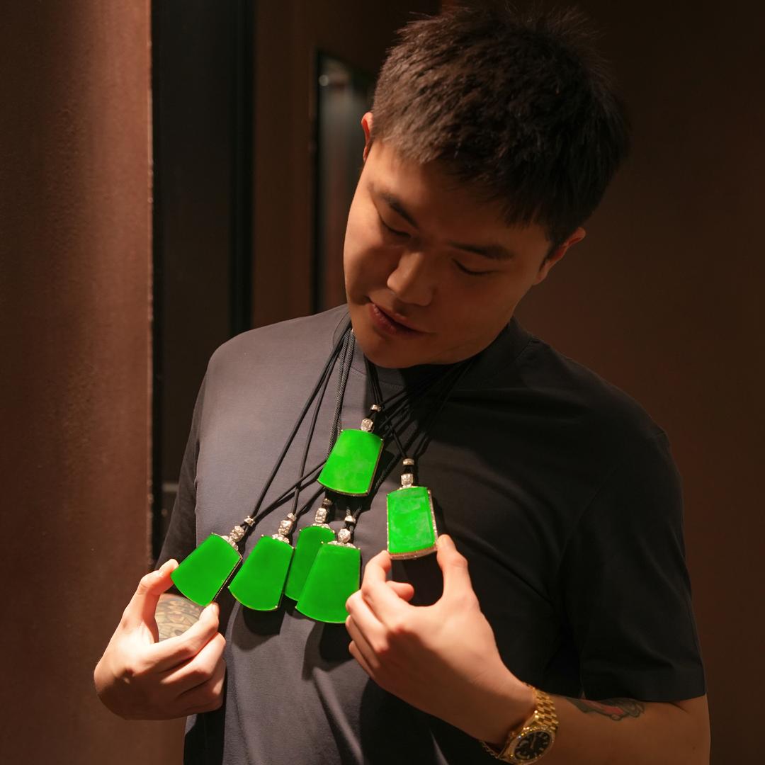 俊与翡翠