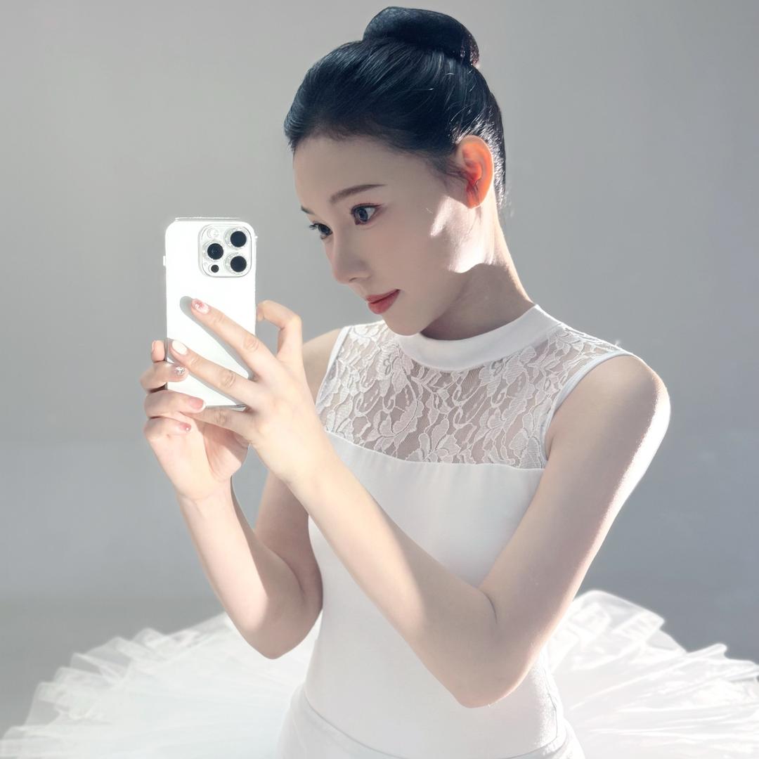 月亮 姐姐🌙