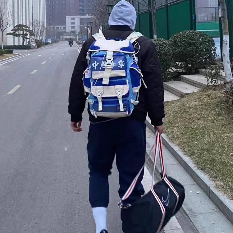 呱呱乐.