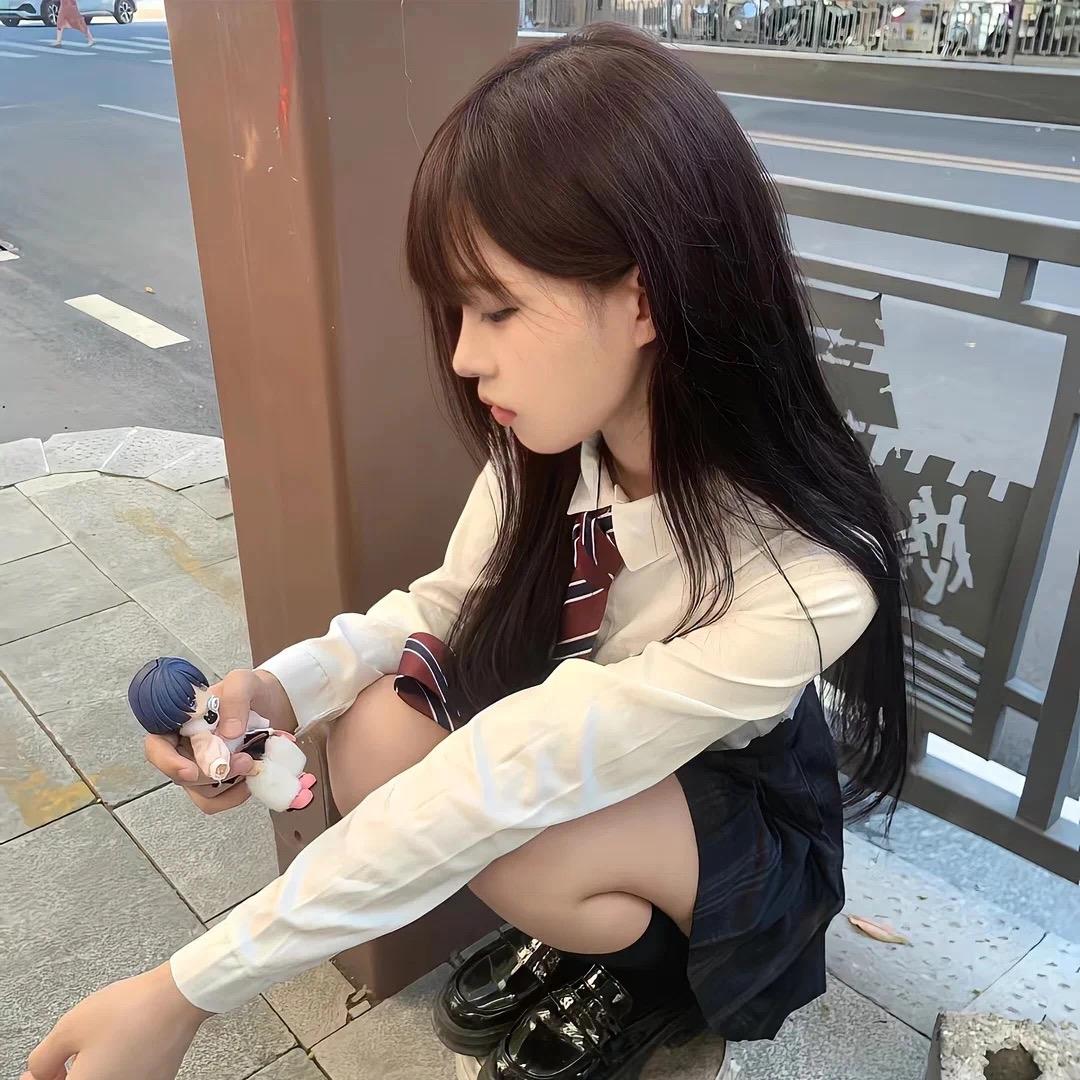 手都举累咯