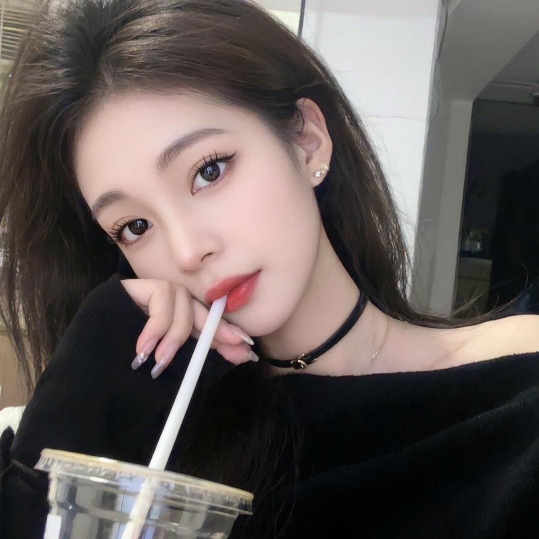 草莓是草没味🍓