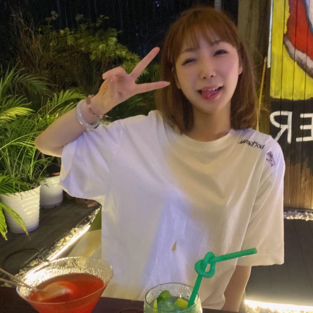 大邑县白思思服装店