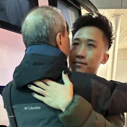 梁炳基