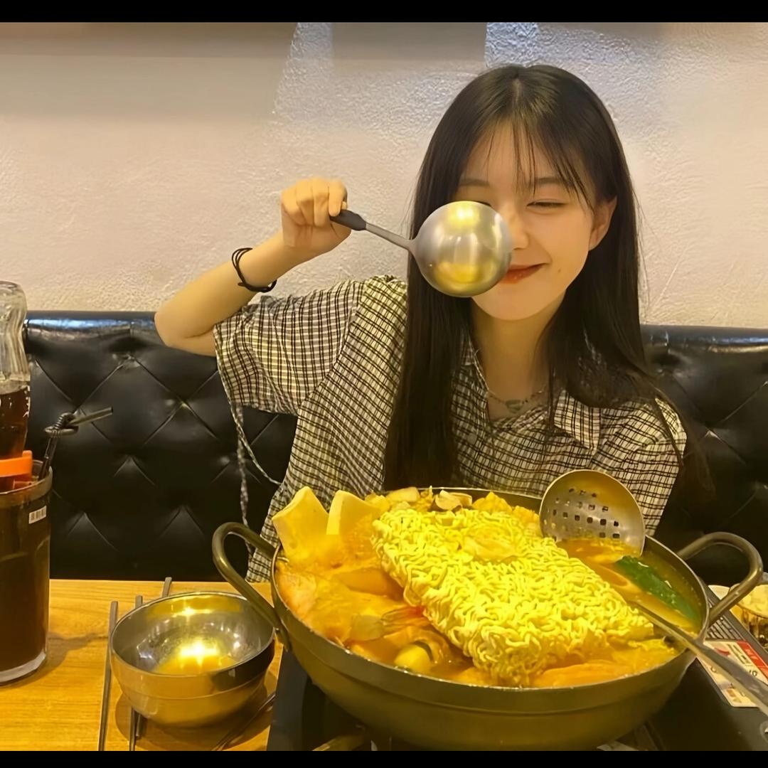 小桃兔兔