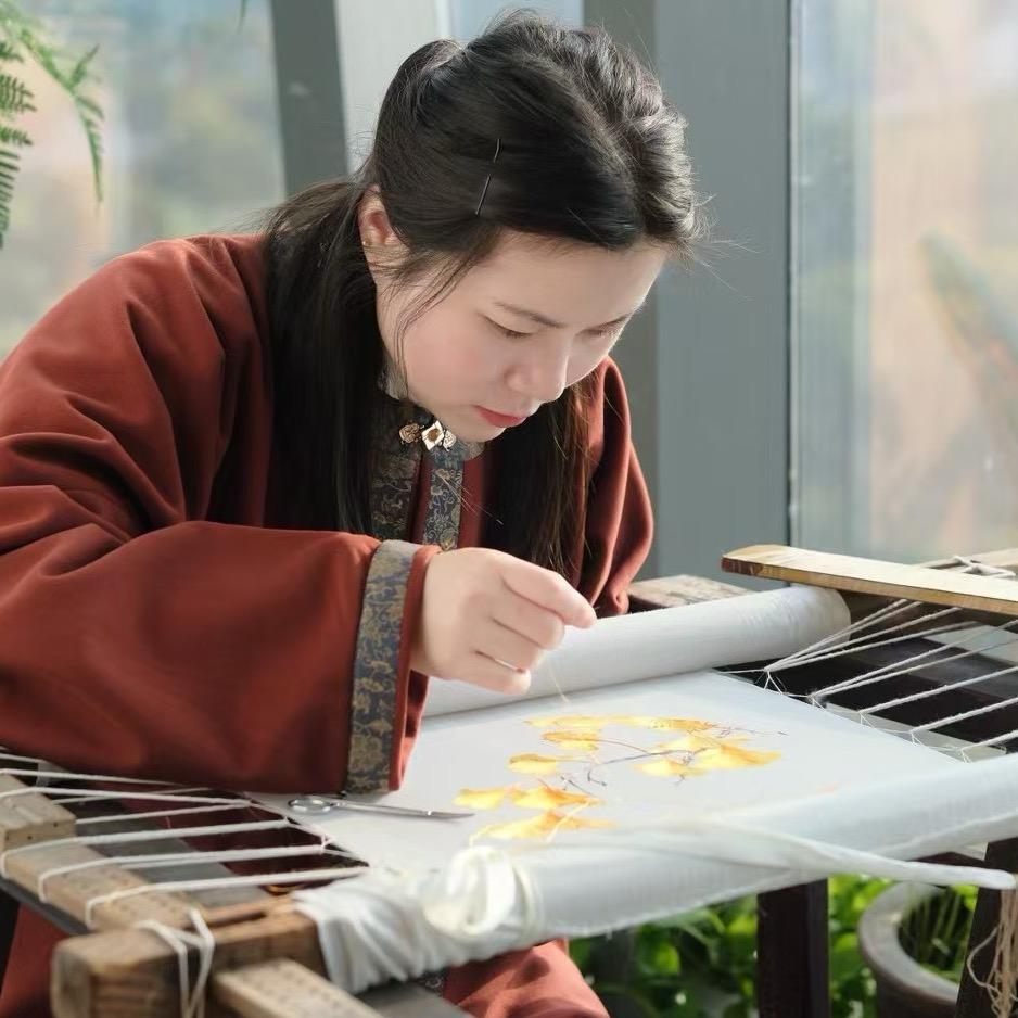 爱苏绣的敏爺