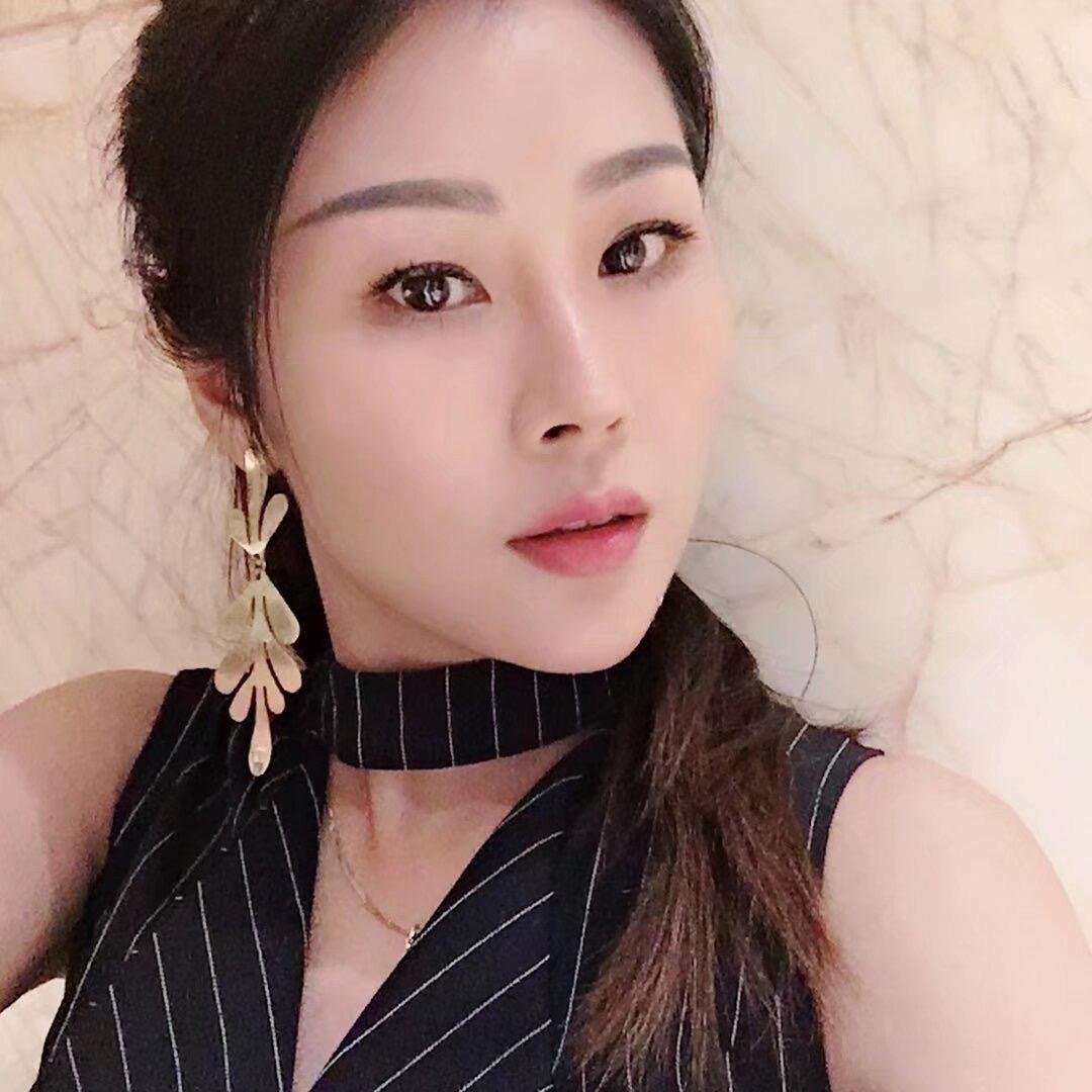 慧子女装定制