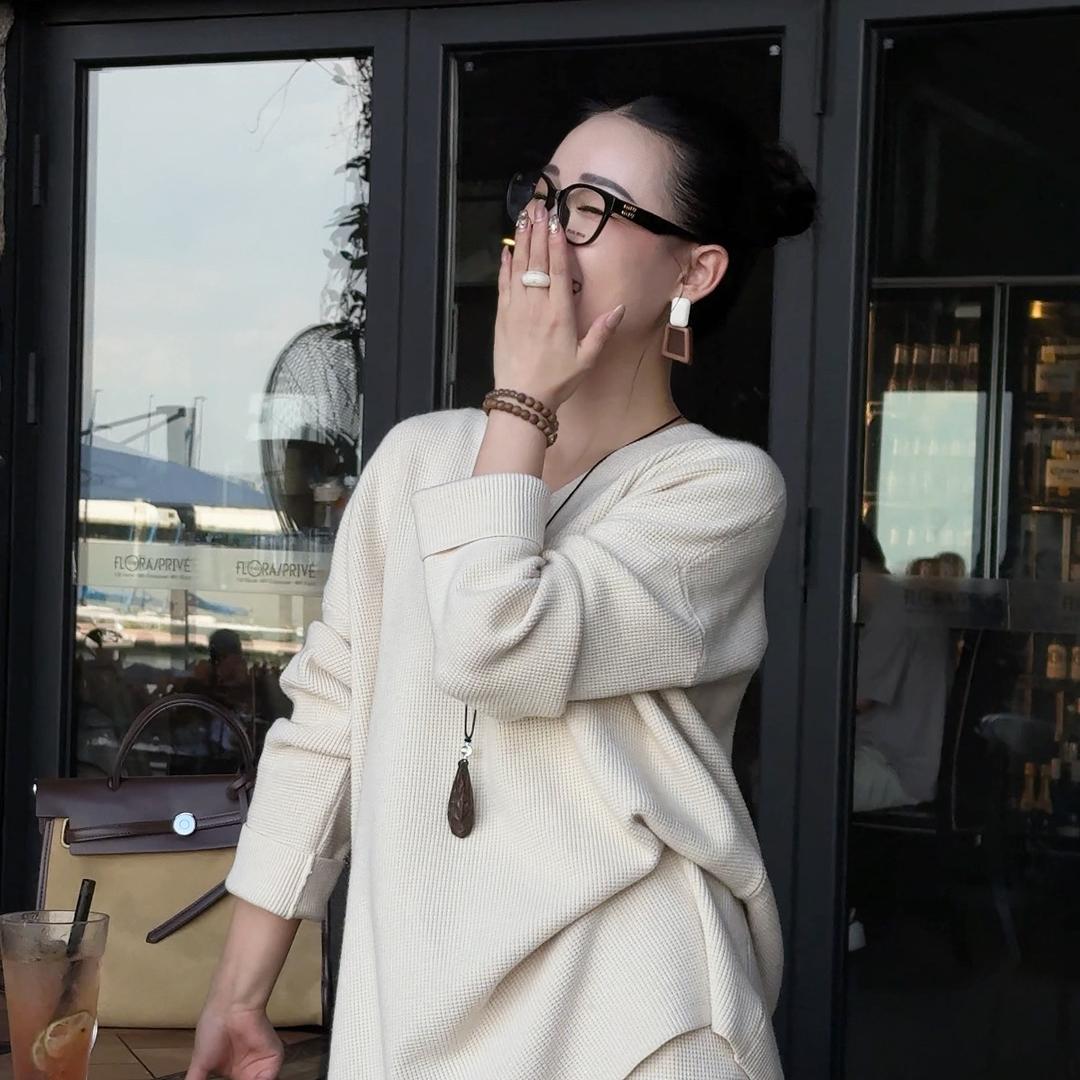 杨左Monica（简奢女装）