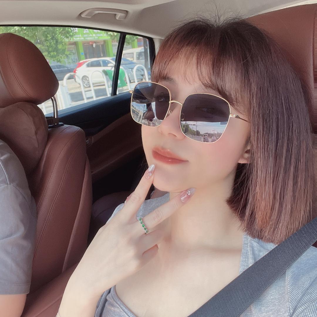 俏婆婆服饰
