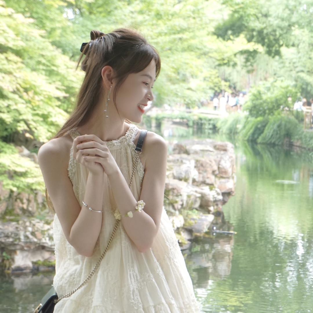 小杨咩咩(护肤版)