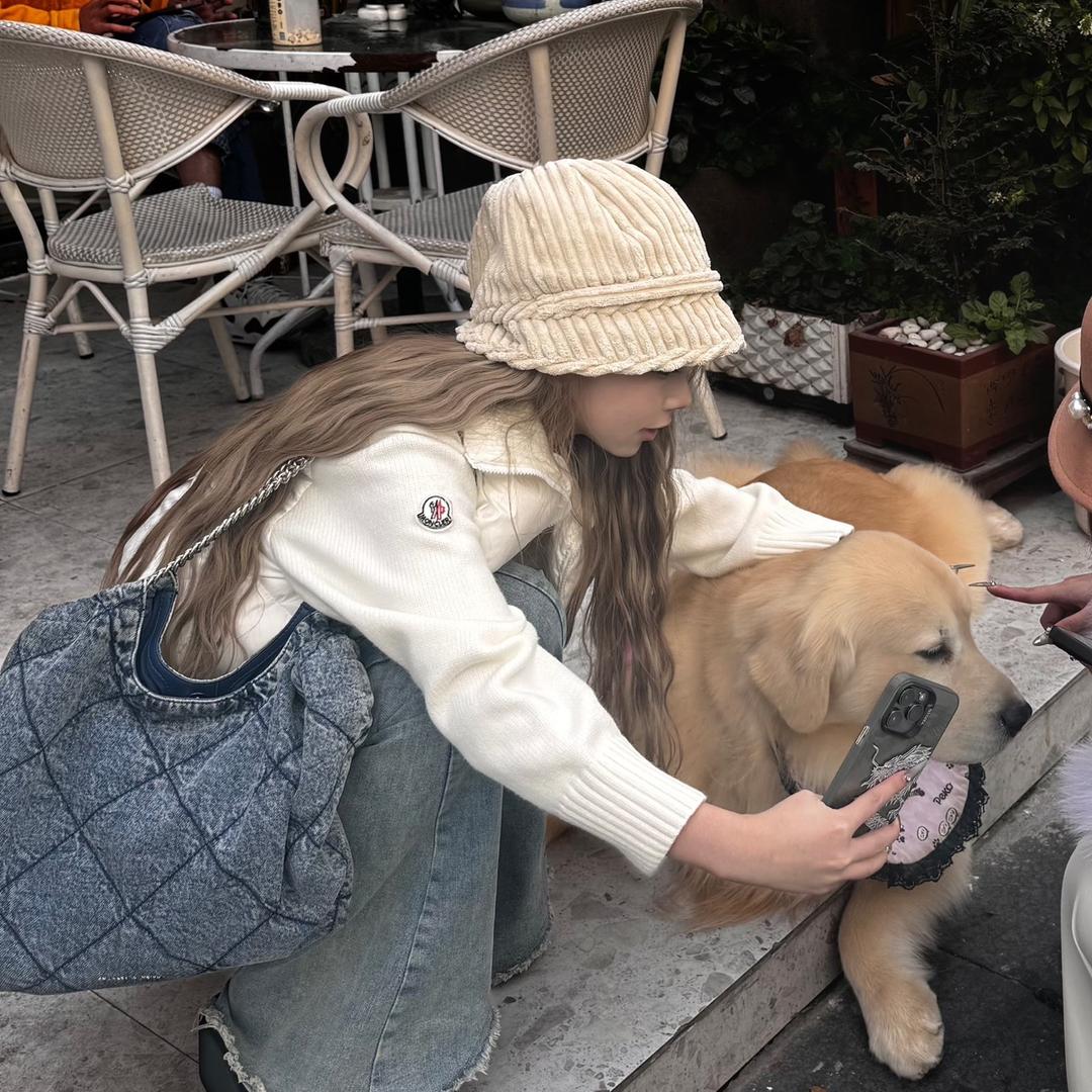 锅锅ʕ •ᴥ•ʔ