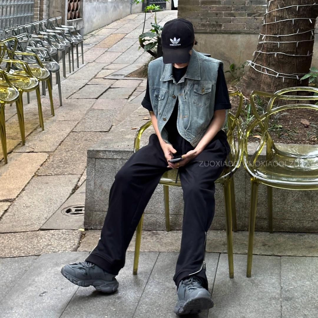 左小七