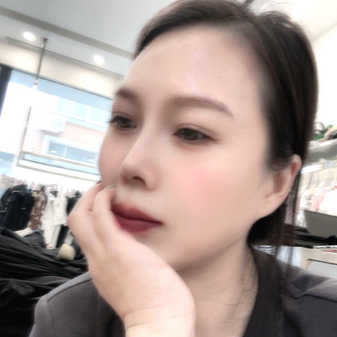 绍芬服装店