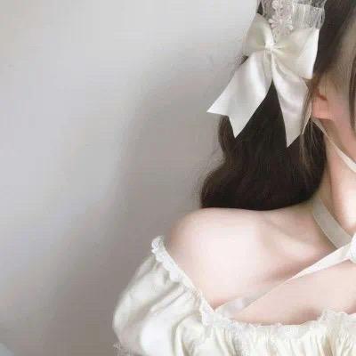 禾美婚纱摄影 艾米