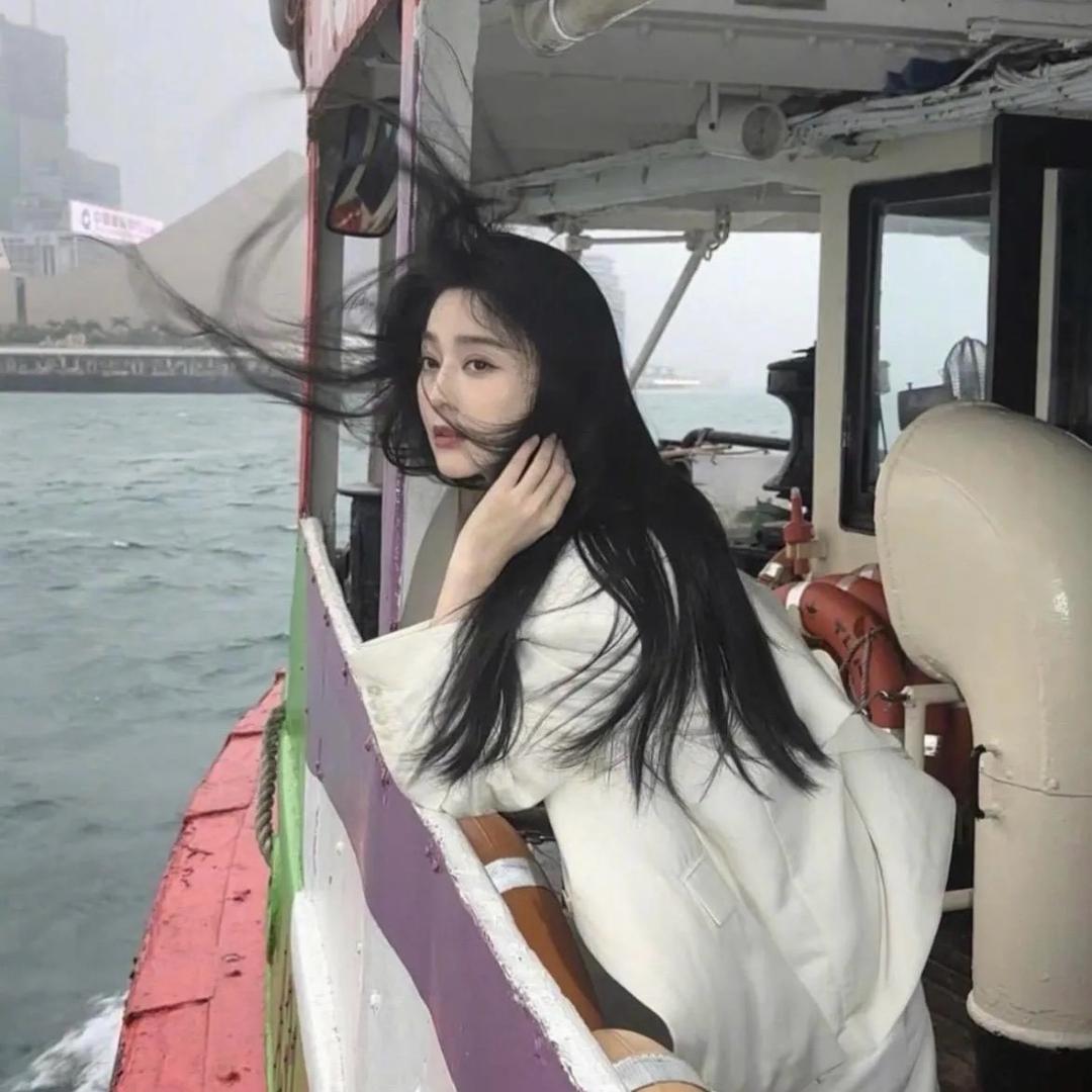 我是卢卢啊🍀