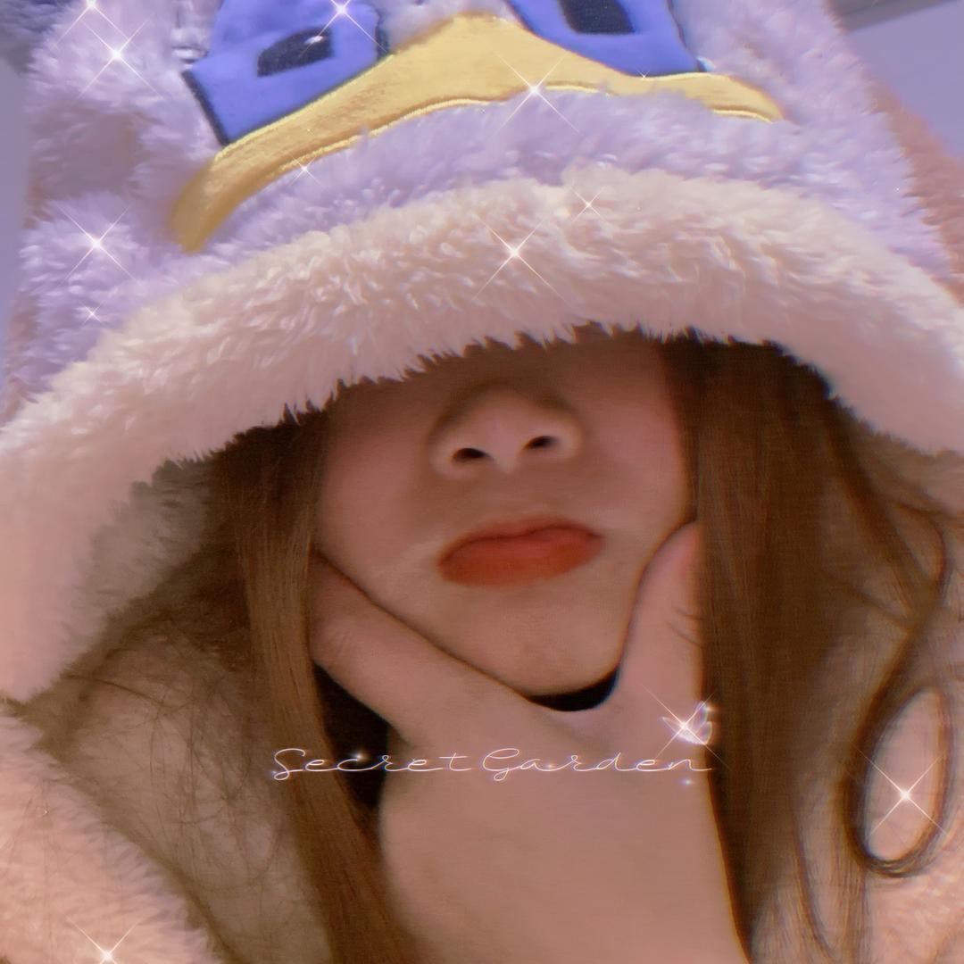 健康可爱，没有眼袋ʕʘ̅͜ʘ̅ʔ