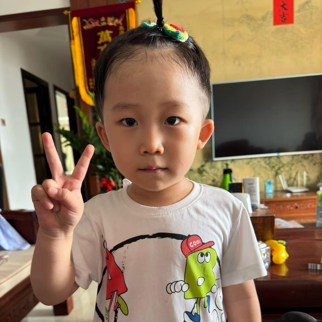 小谢吖😎😎😎