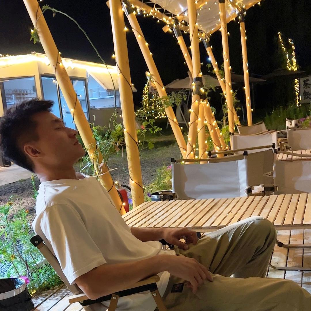 何同学侃侃