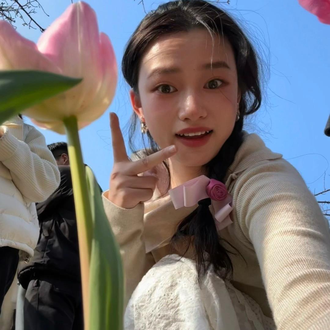 小小吃不饱