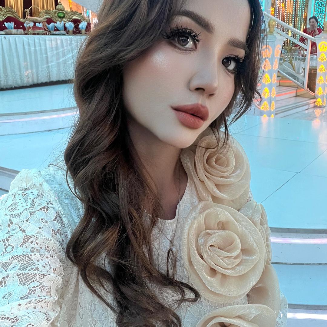 @👀💄