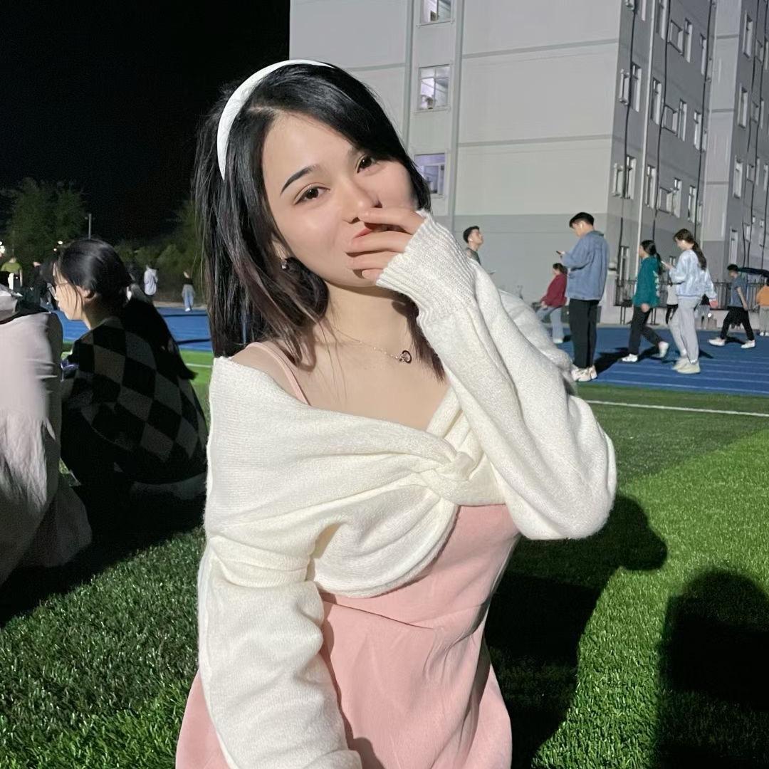 苏苏爱吃鱼🐟