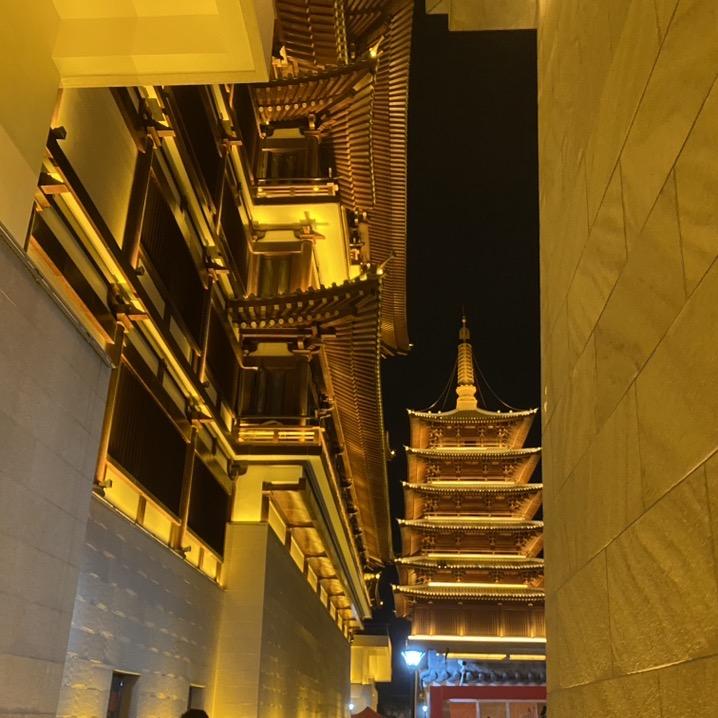 YG时尚中心