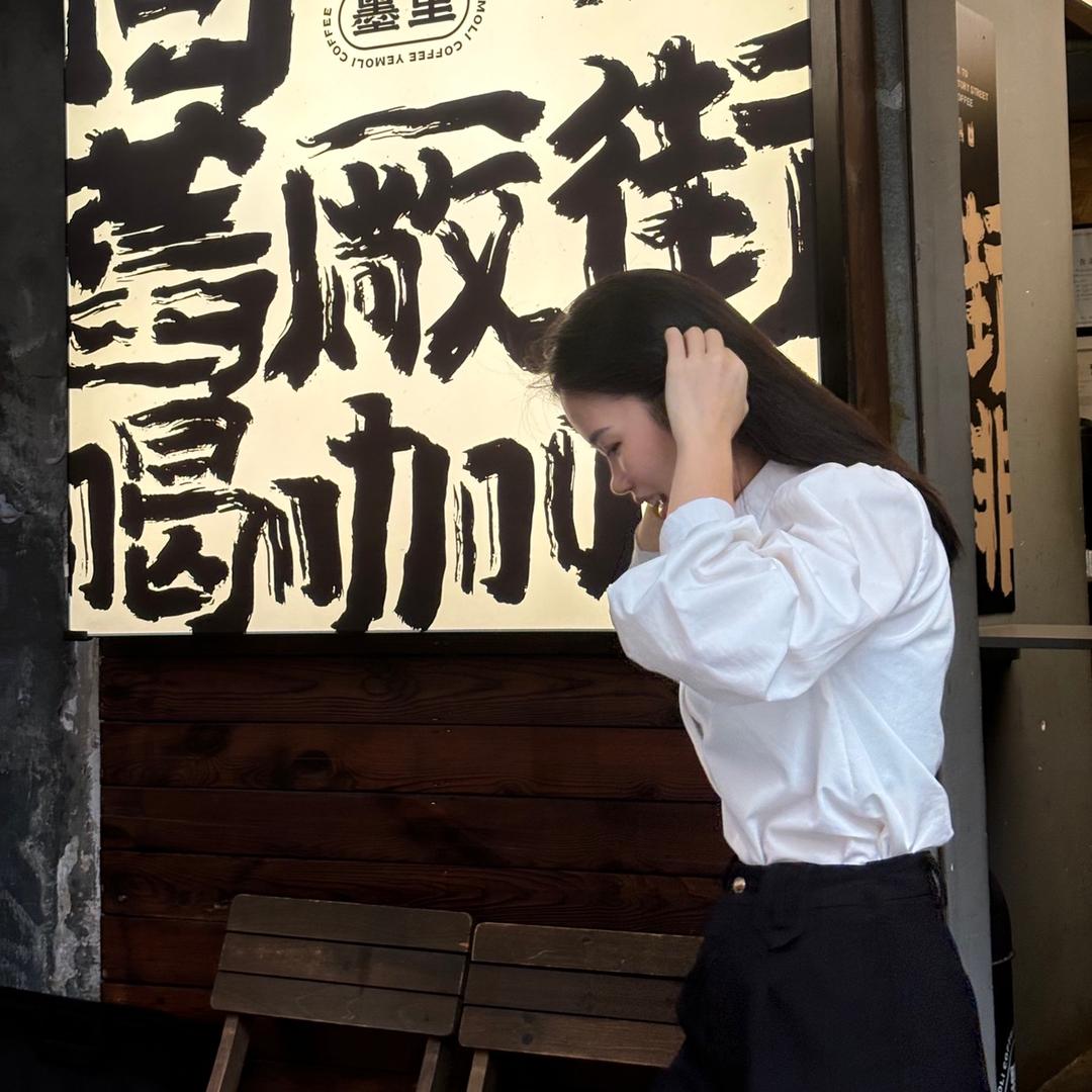 一只小兔