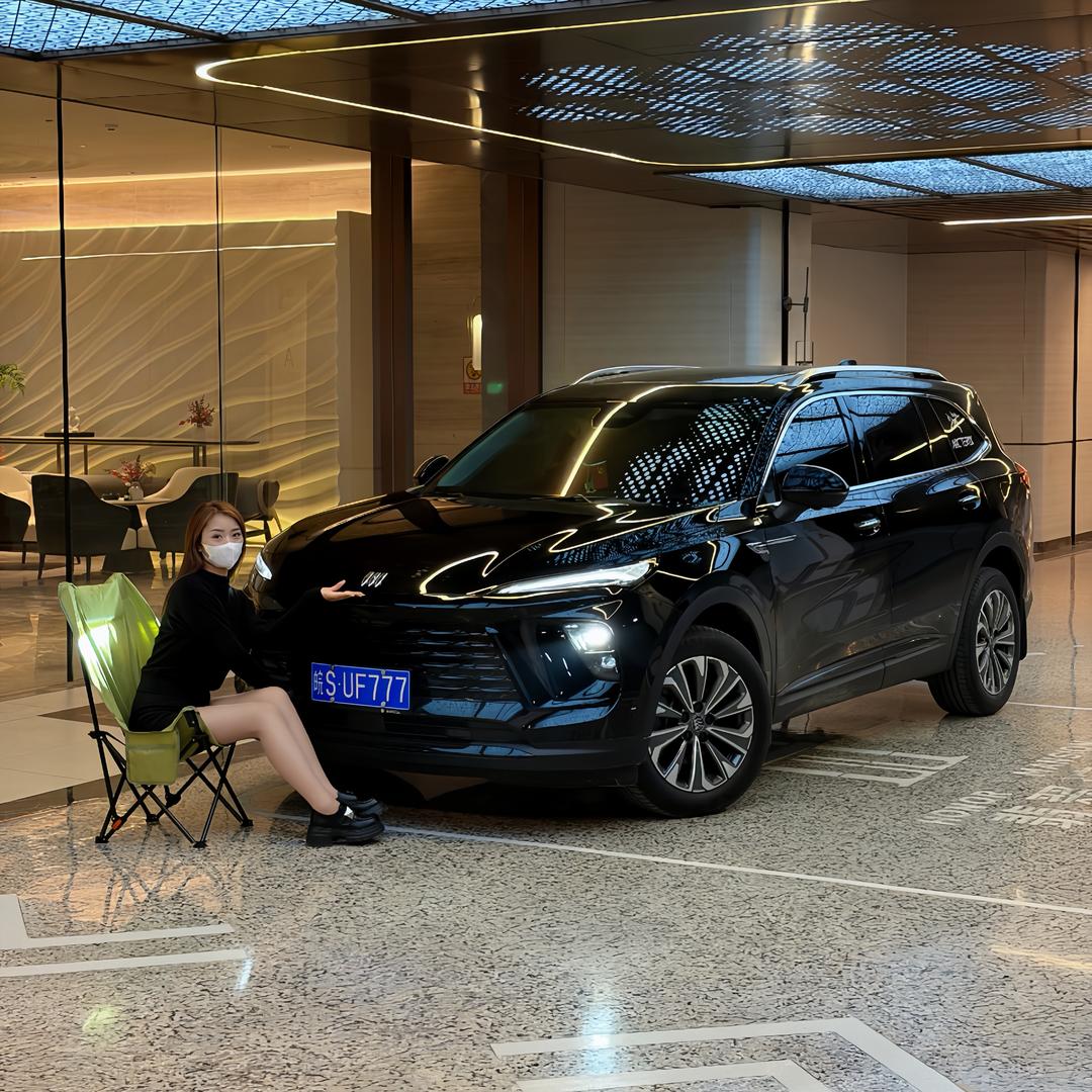 张小姐的昂科威plus