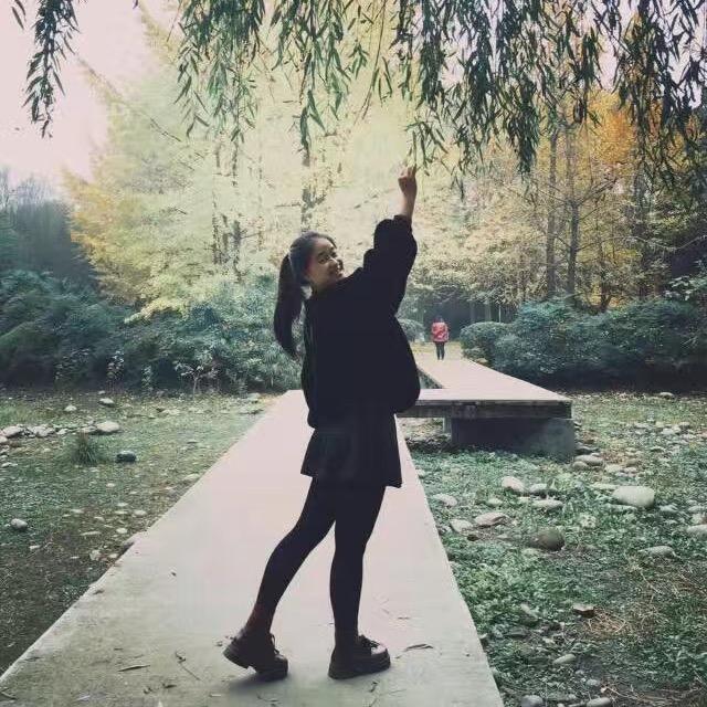 芳芳母婴