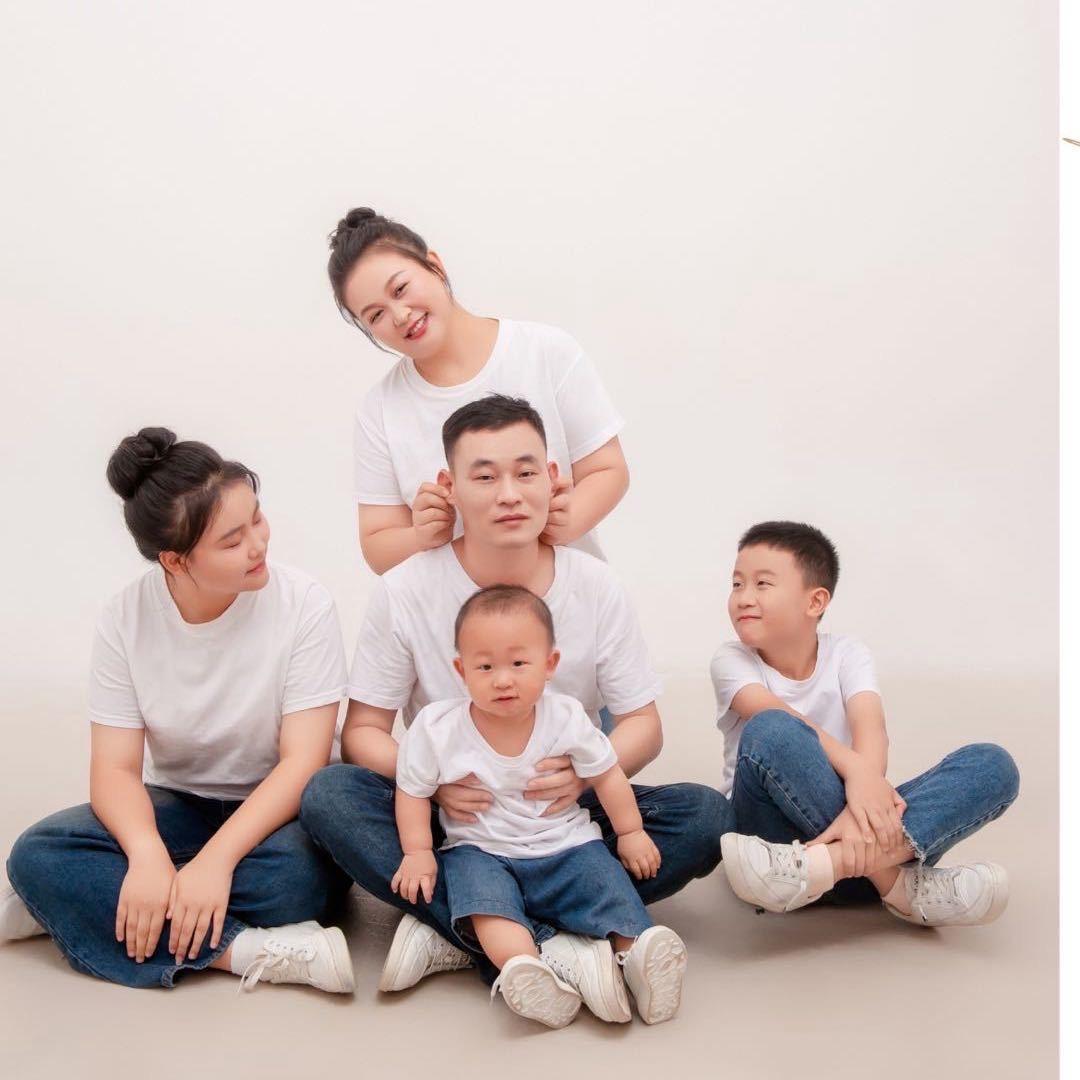 黑老三他妈（艳子）