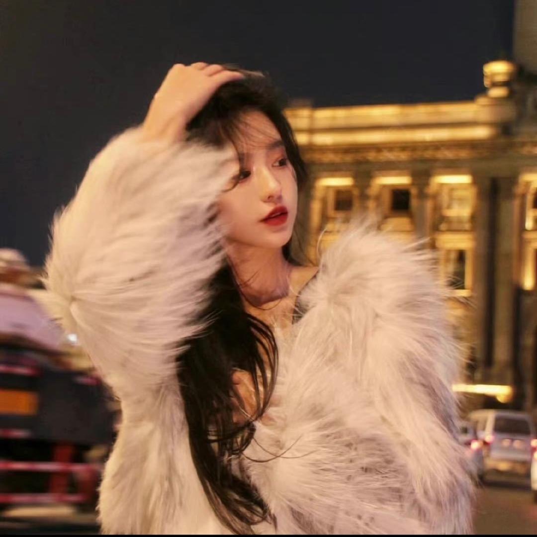 捕捉一个小思思