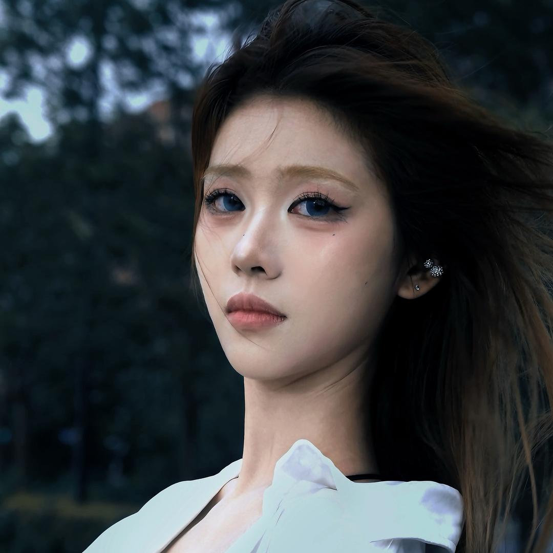 小小馨.