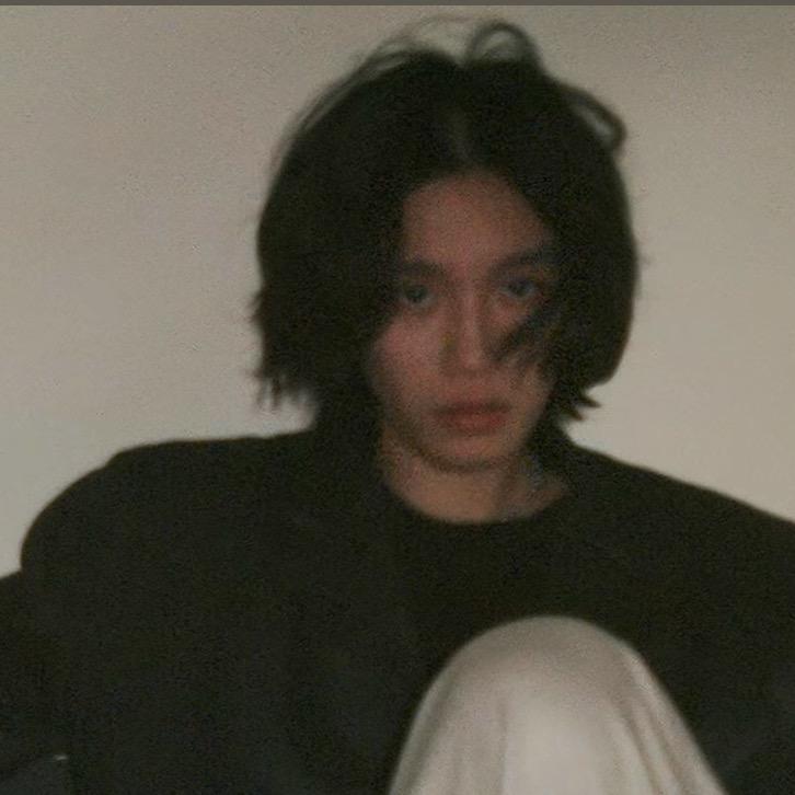 21      ㅤ