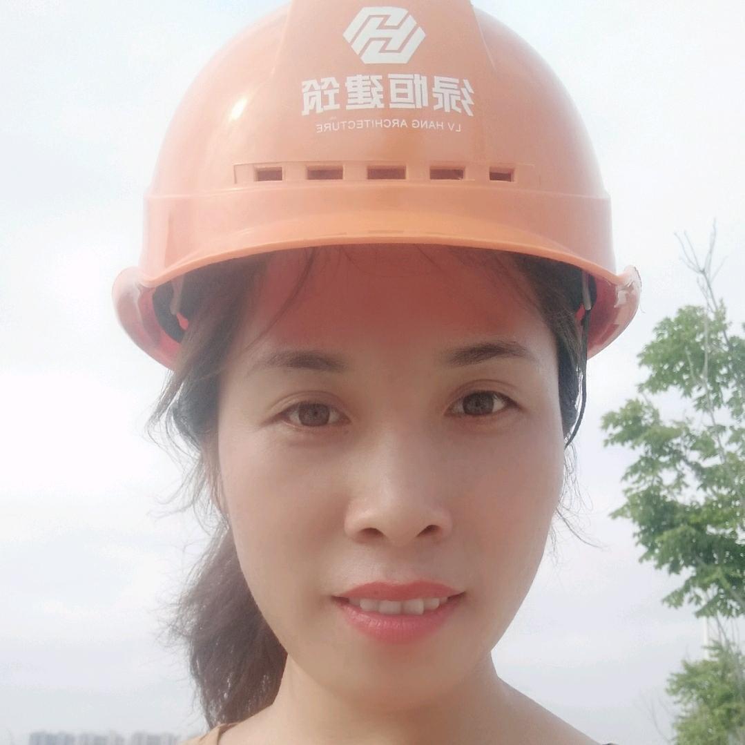 混工地的女人