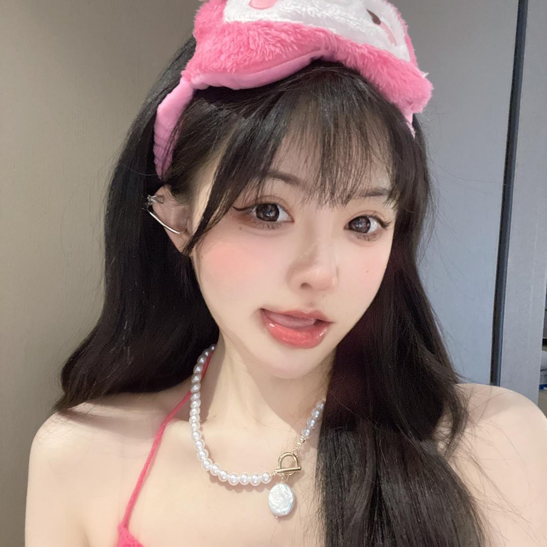 小可爱一只y