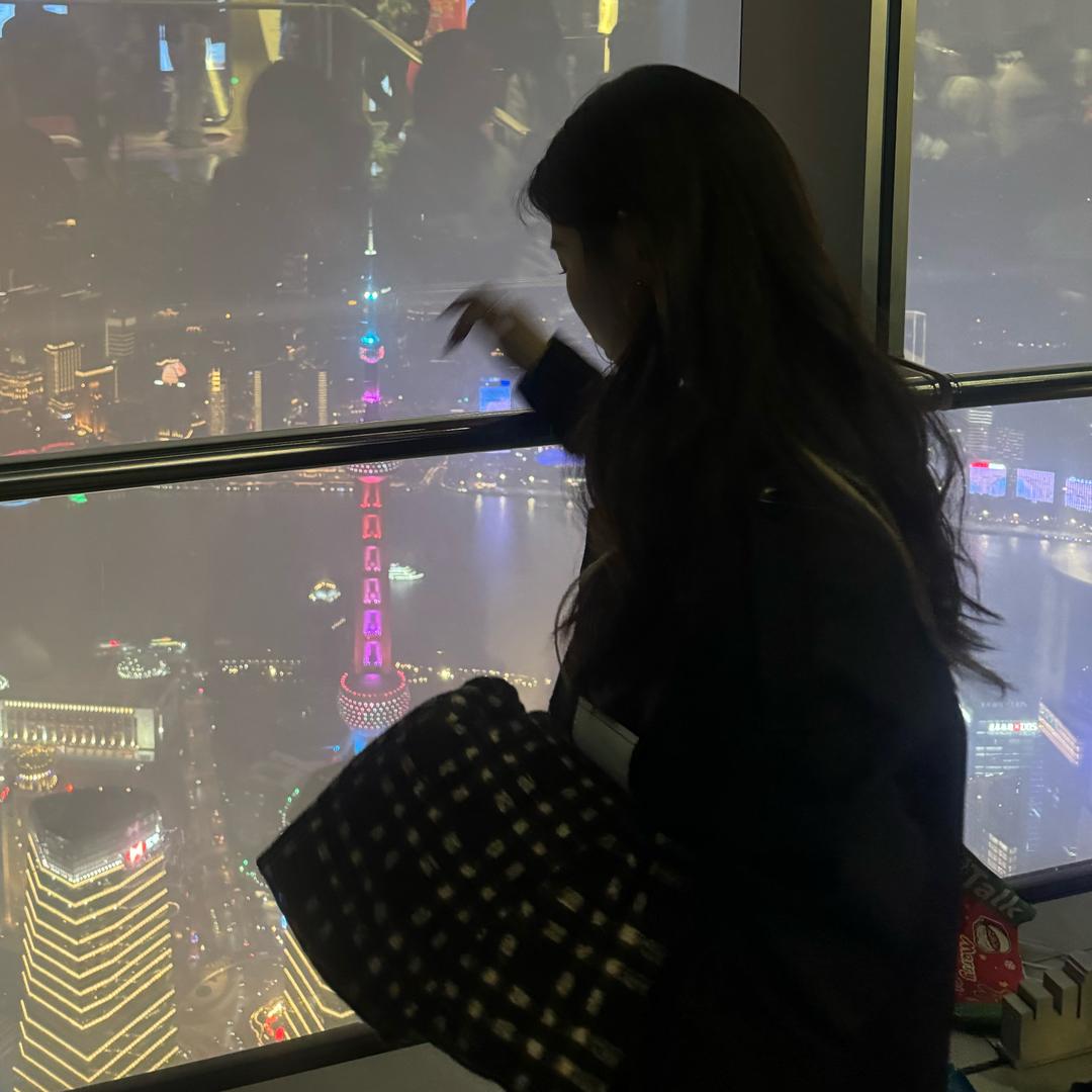 是香香吖.