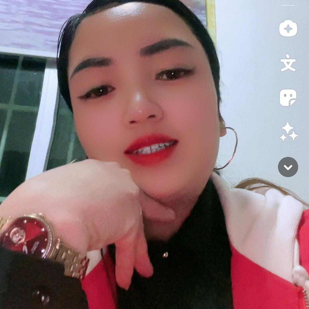 带刺的玫瑰（单身）努力奋斗