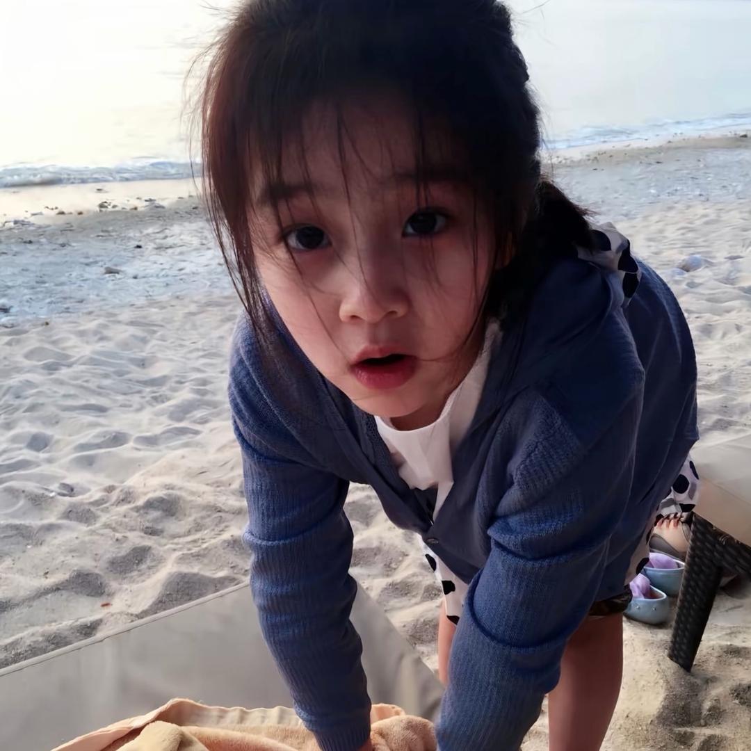 ㅤ     ㅤ     ㅤ