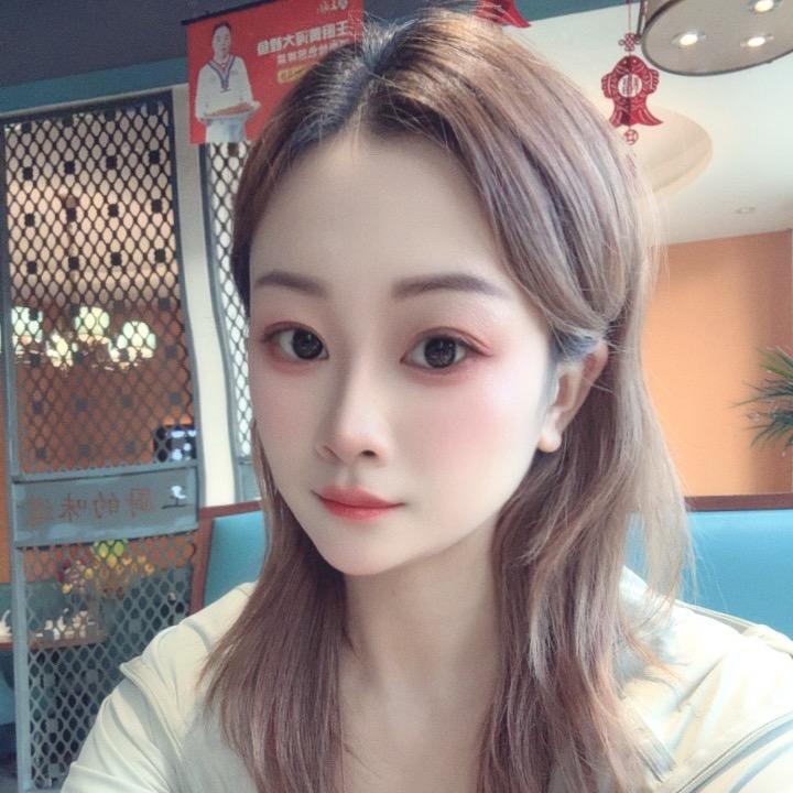 ิ💕半颗糖🍬এ Huuin