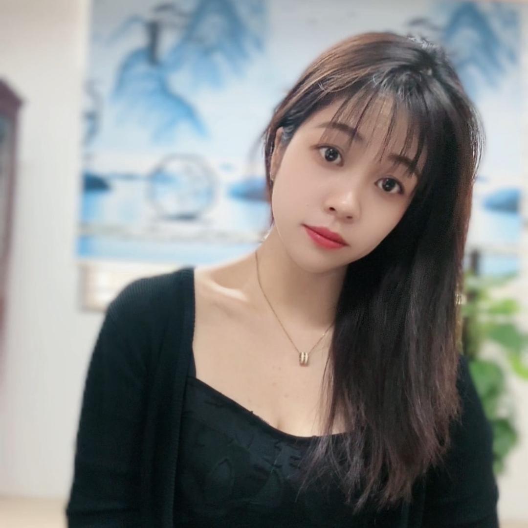 彤彤¹²²⁴