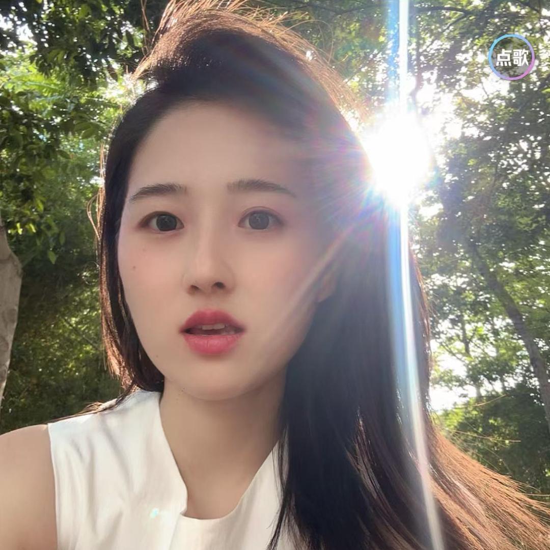 田老西爱聊天