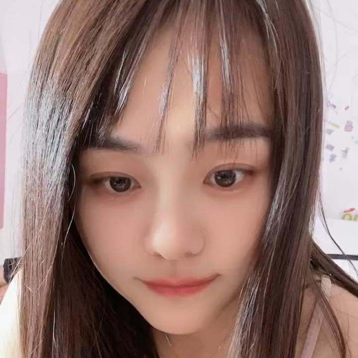 雯雯🌻
