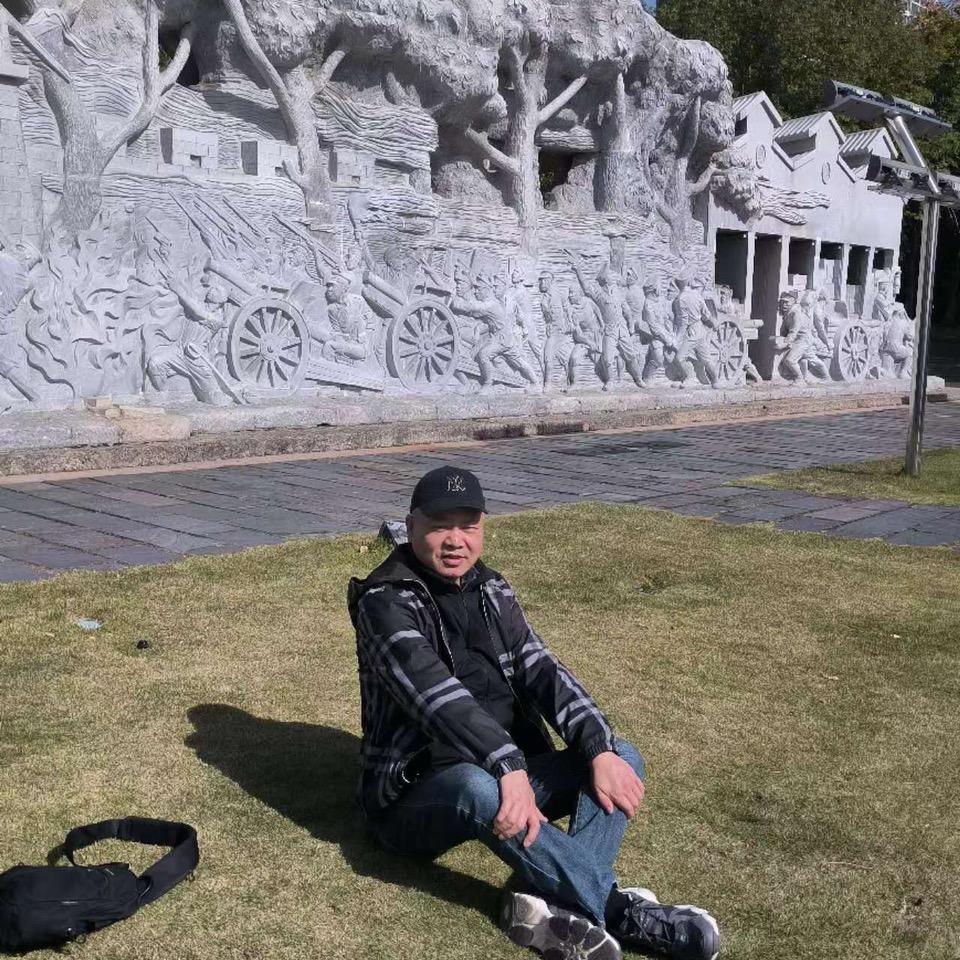龙哥：64年二月份的🐲