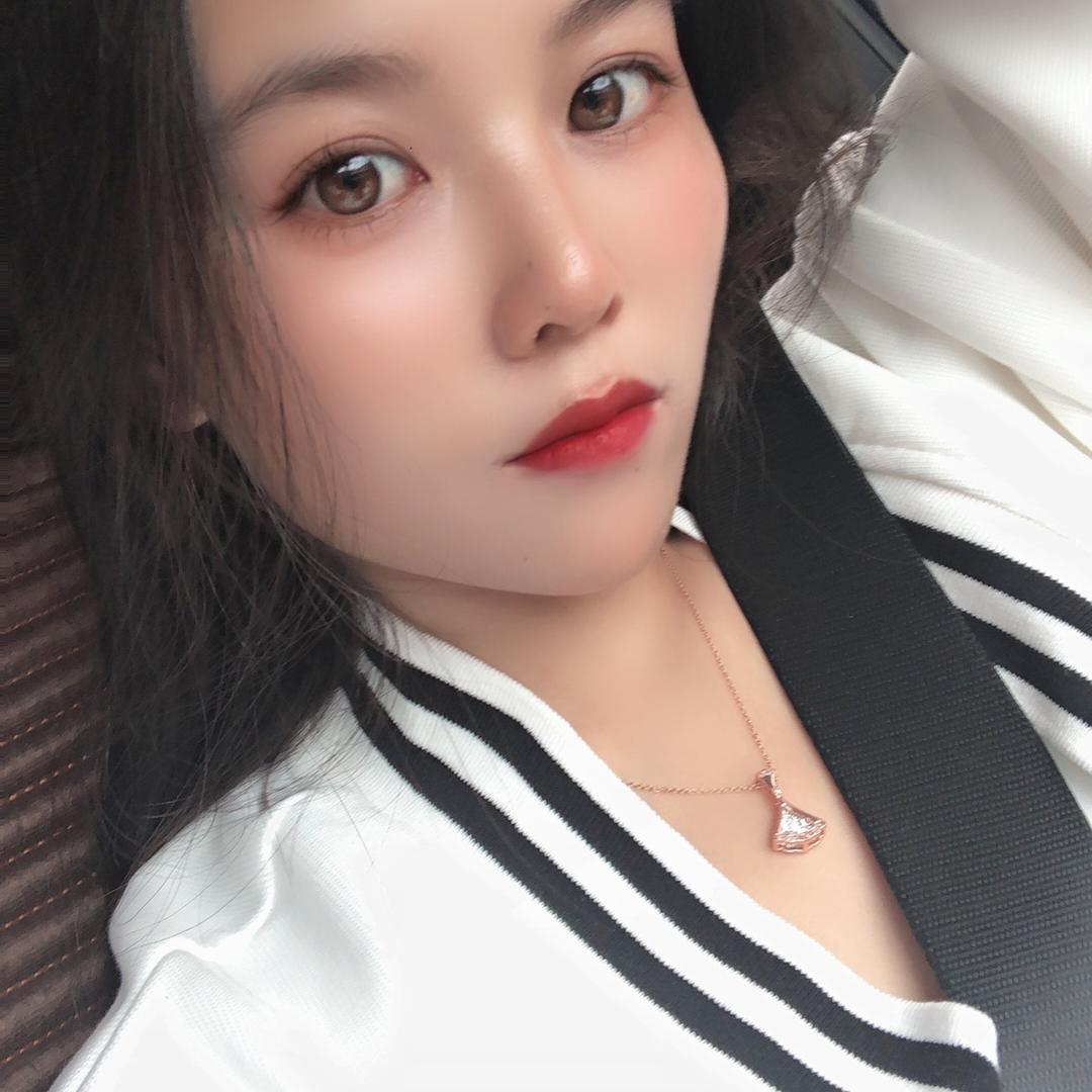 小女孩y